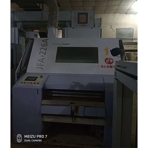 出售蘇拉226A  206梳棉機(jī)